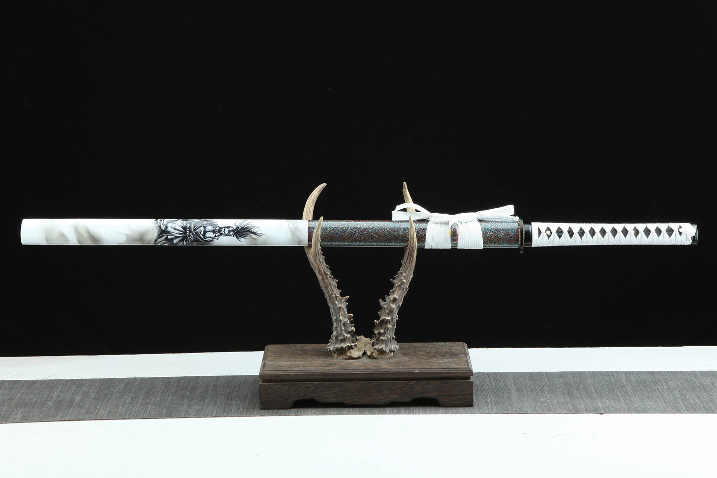Pale Brow Katana
