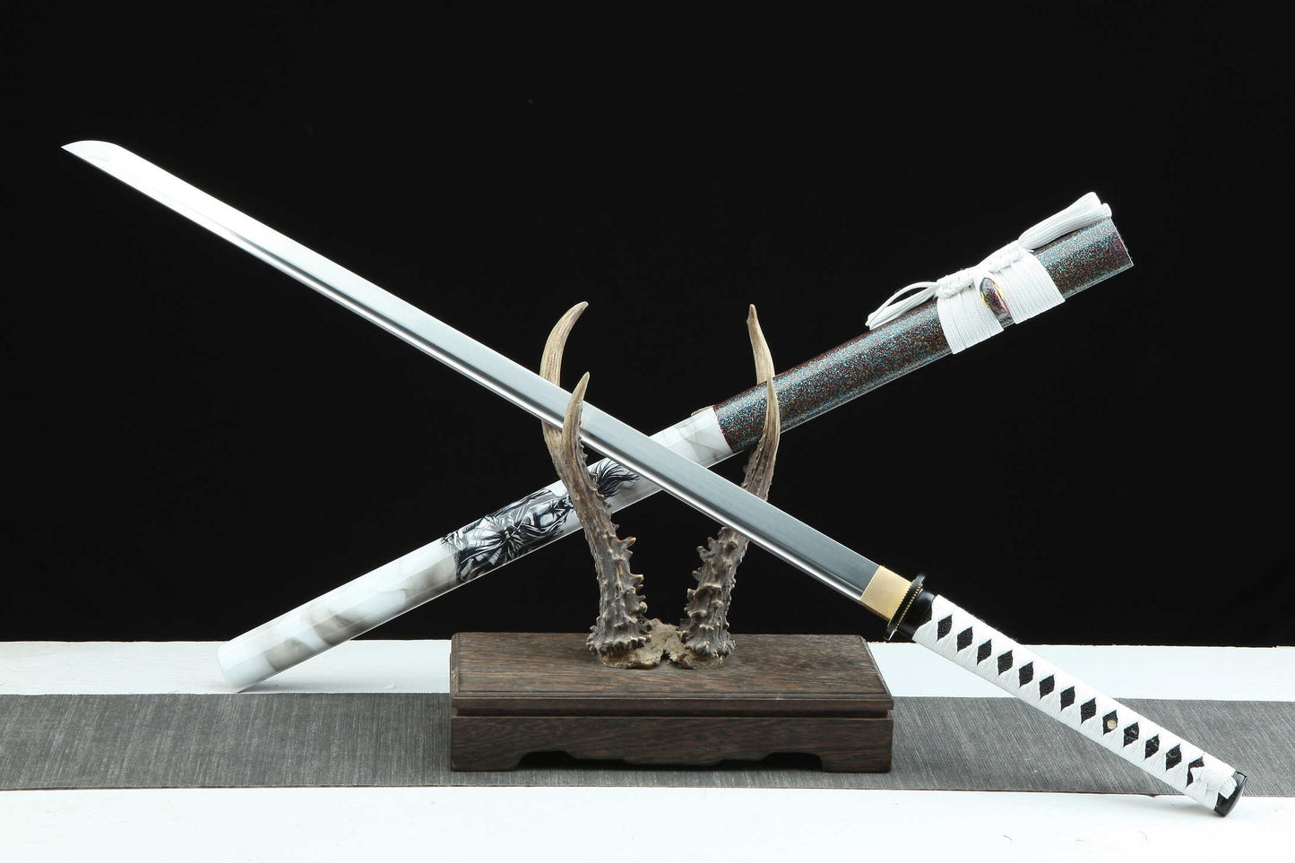 Pale Brow Katana